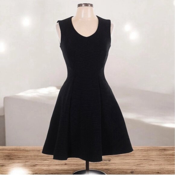 NANETTE LEPORE Black Ribbed A Line Skater Dress Size US 6 - Picture 1 of 8